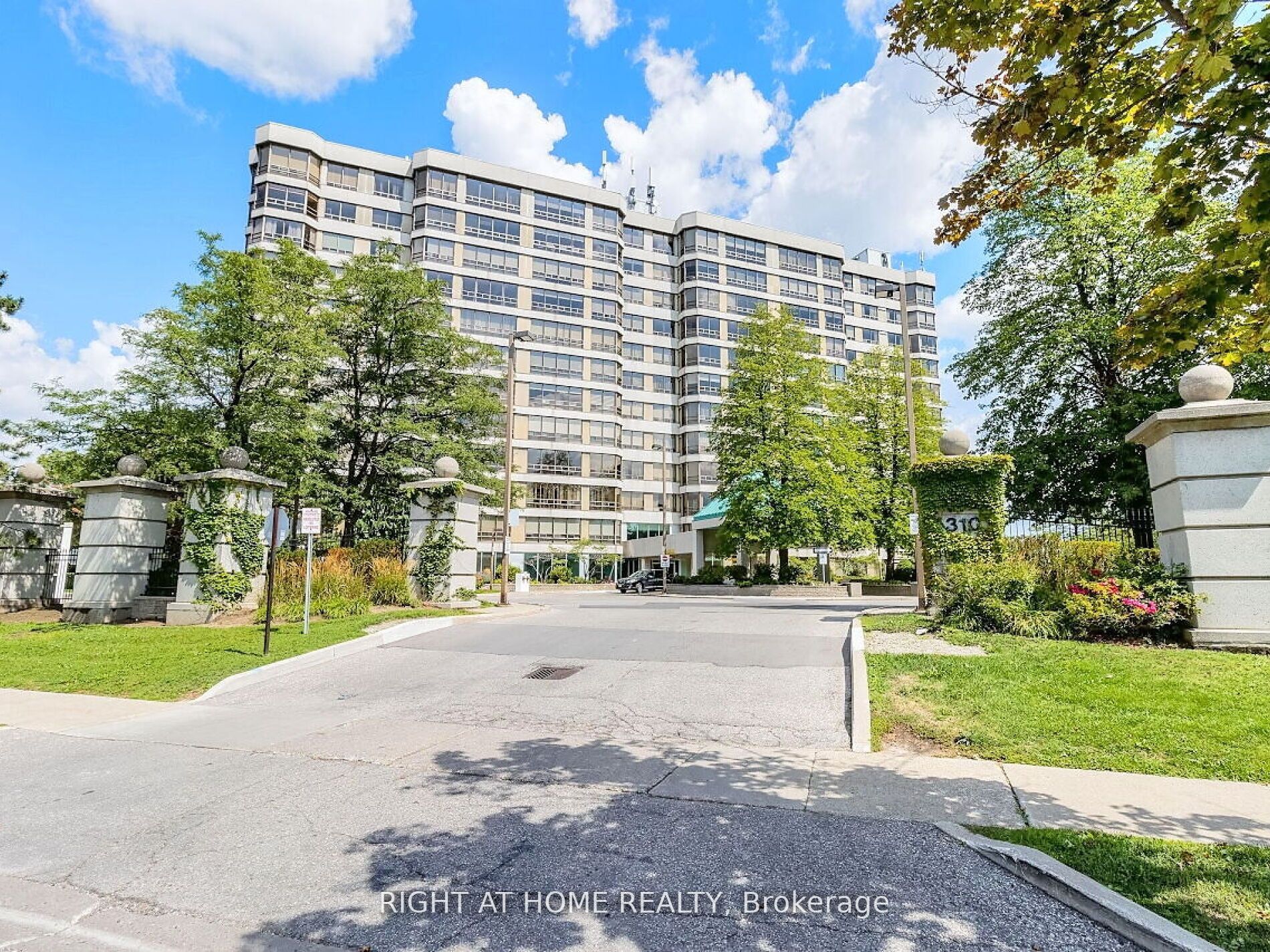 310 Mill St S, #505
