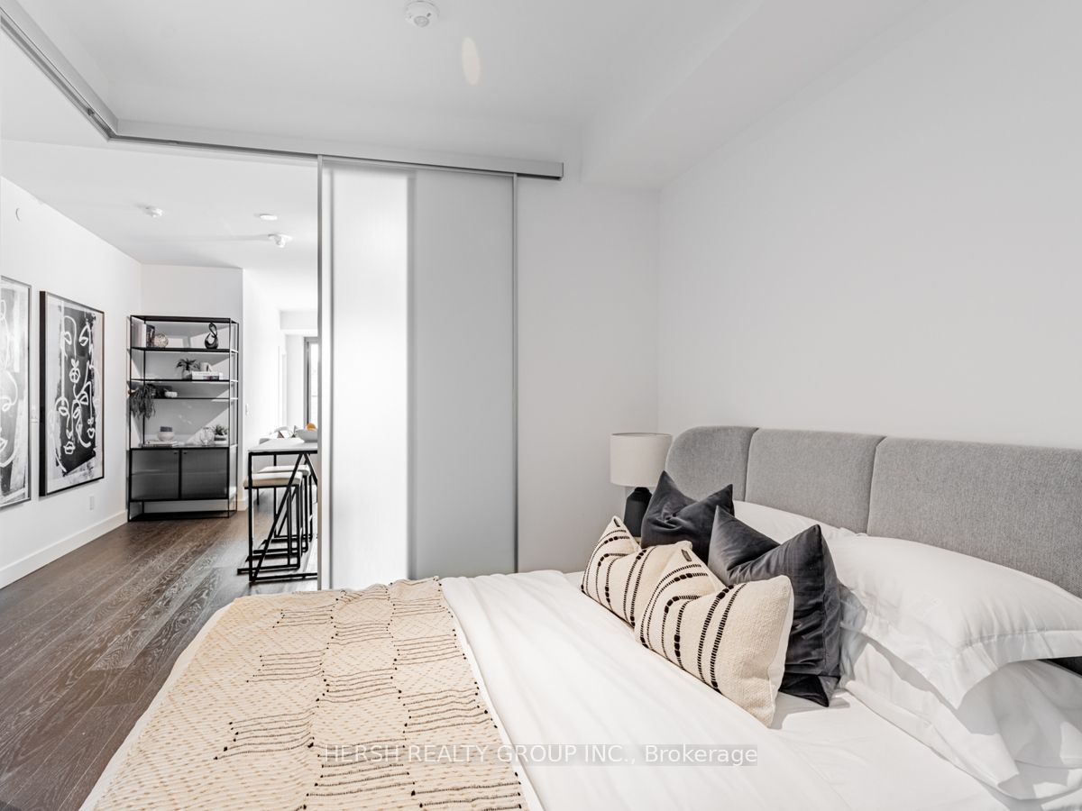 160 Kingsway Cres, #310