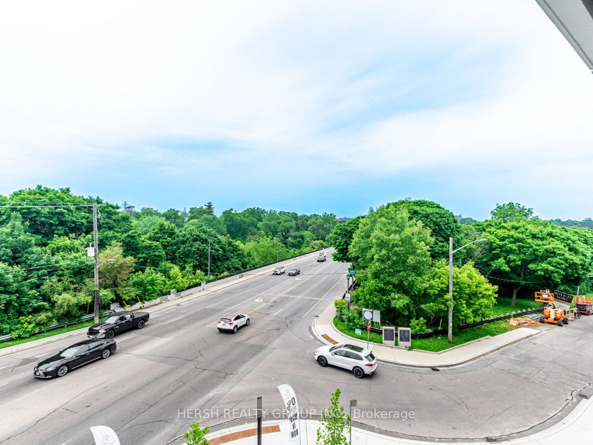 160 Kingsway Cres, #310