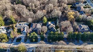 102 North Dr