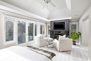 102 North Dr