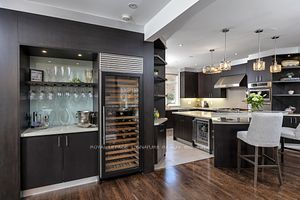 102 North Dr