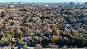 102 North Dr