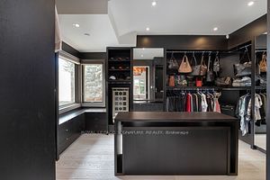102 North Dr