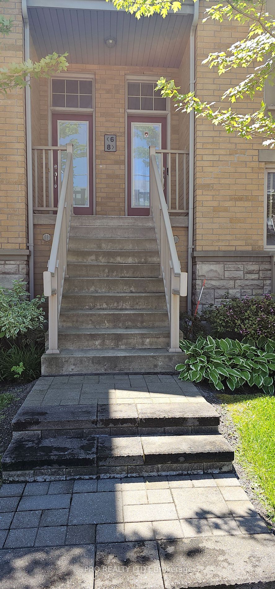 3070 Thomas Street #8