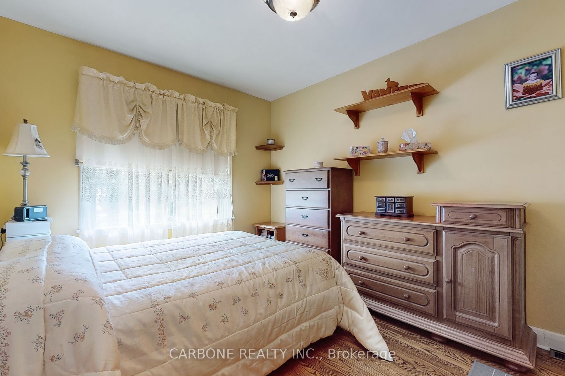 105 Hallsport Crescent