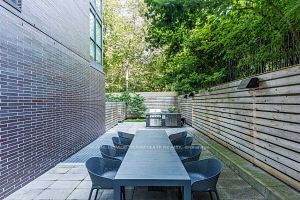 38 Howard Park Ave, #157