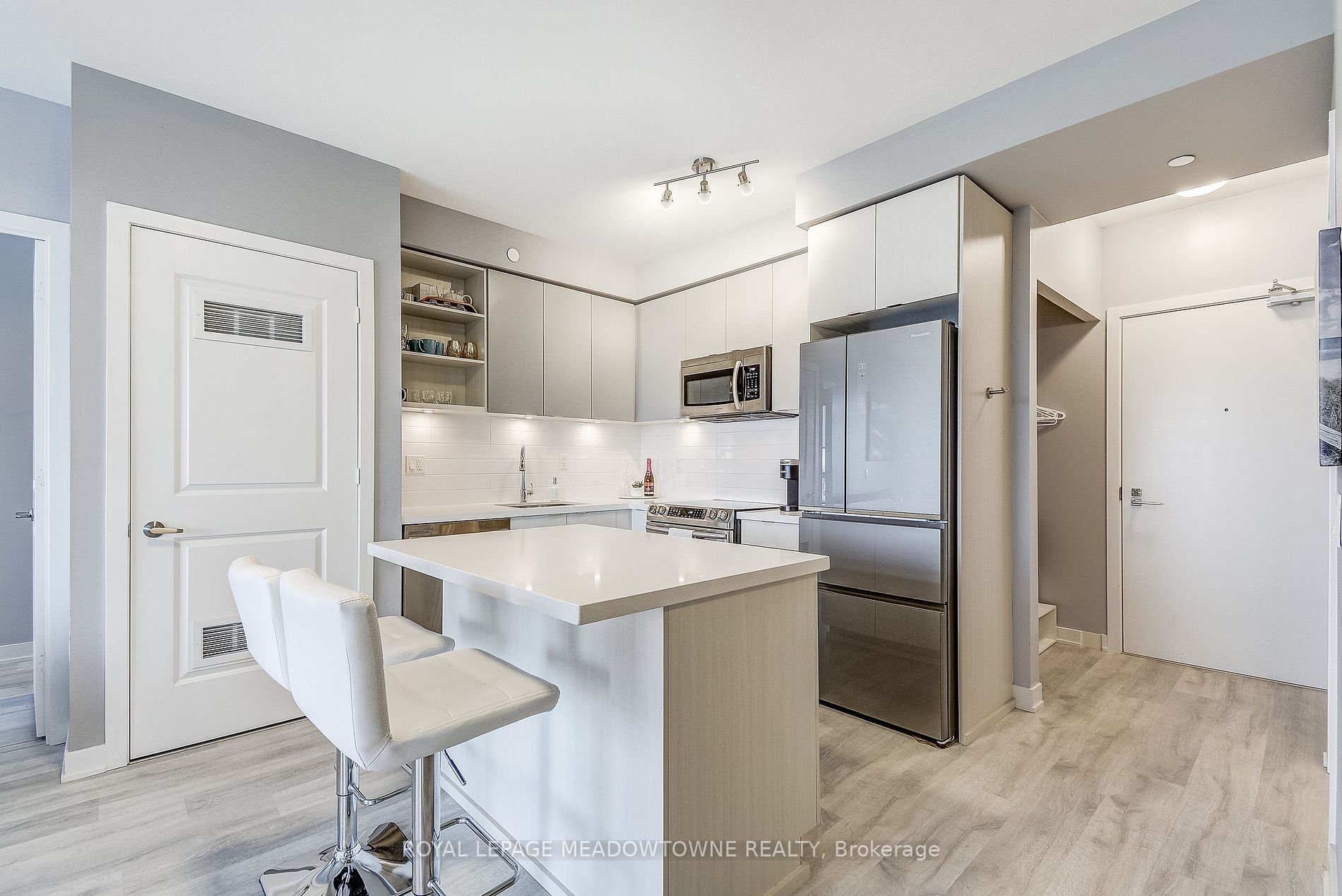 4699 Glen Erin Drive, #1510