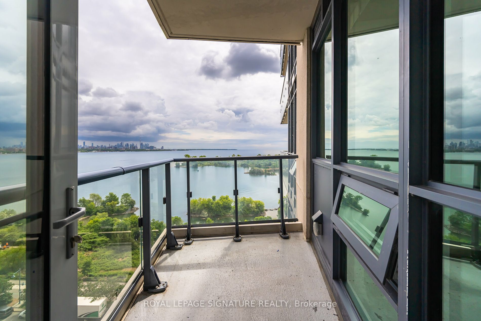 59 Annie Craig Drive #1202