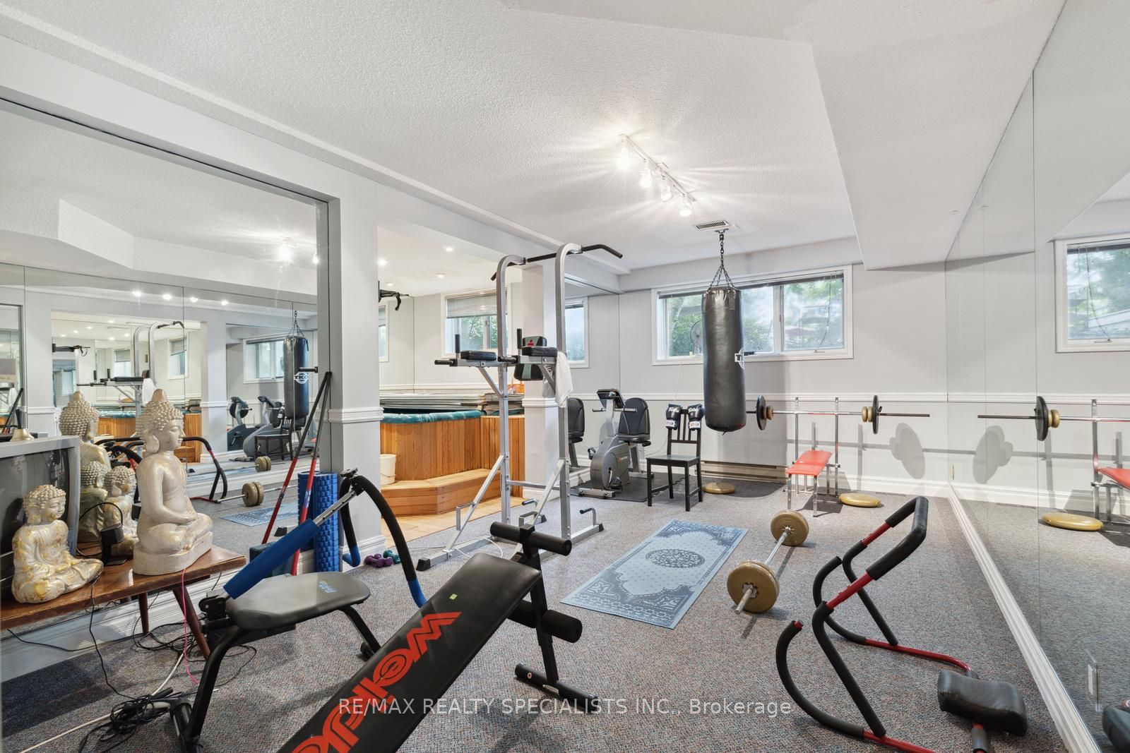 2480 MISSISSAUGA Road