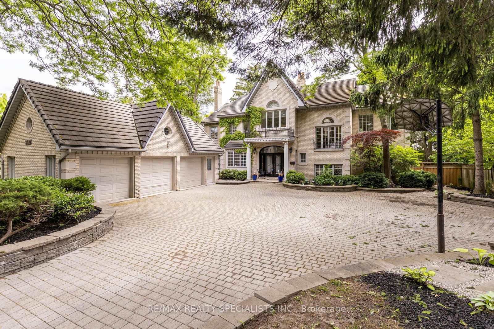 2480 MISSISSAUGA Road