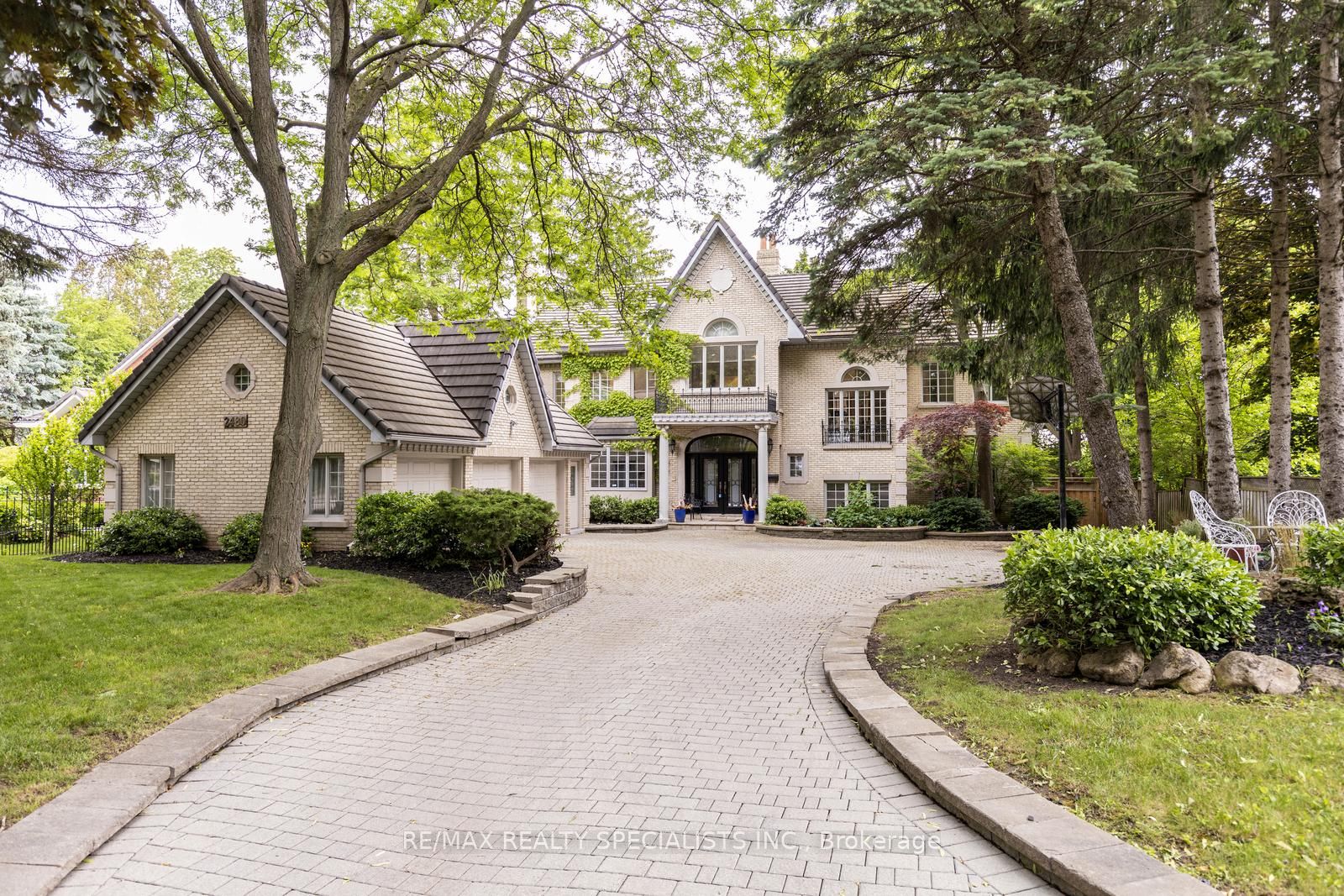 2480 MISSISSAUGA Road