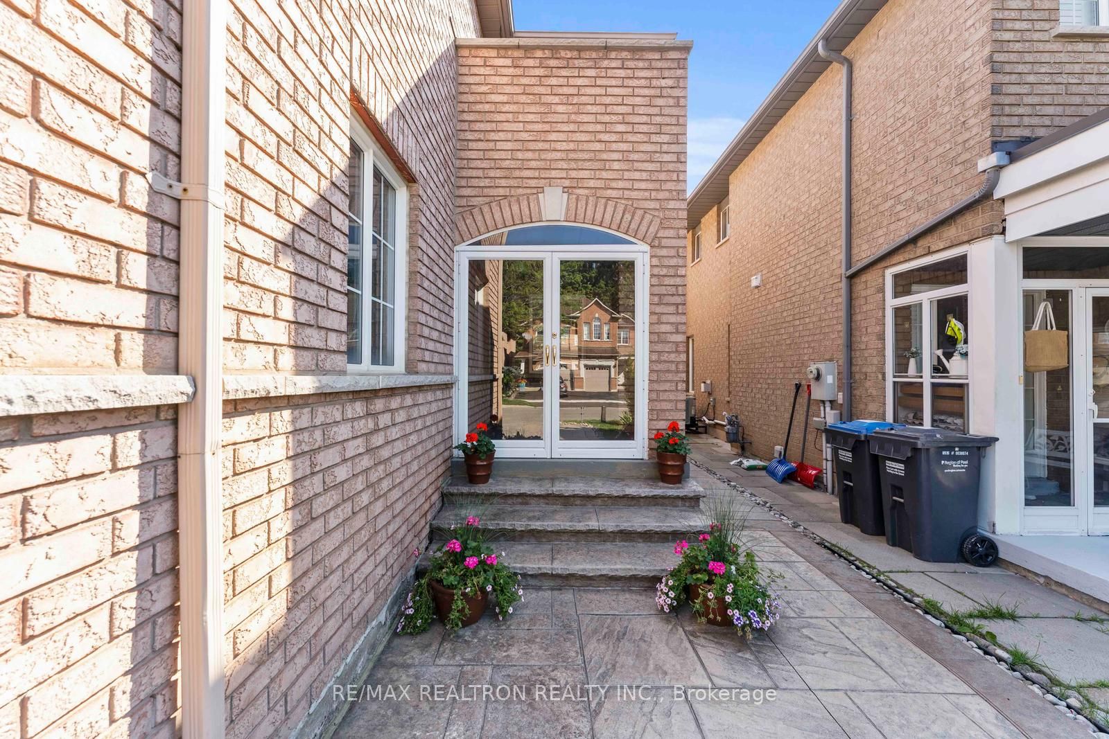 5378 Tree Crest Court