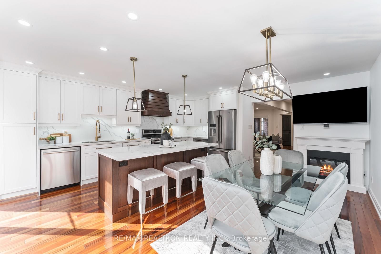 5378 Tree Crest Court
