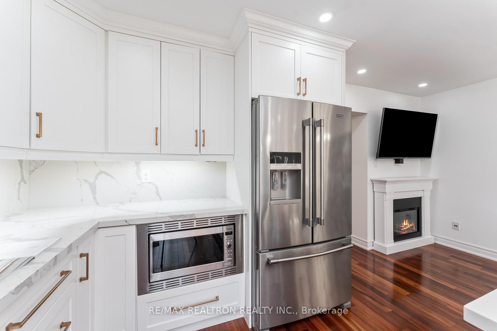 5378 Tree Crest Court