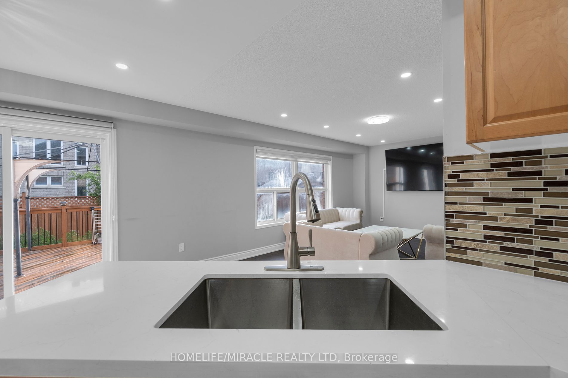 20 Edenvalley Rd