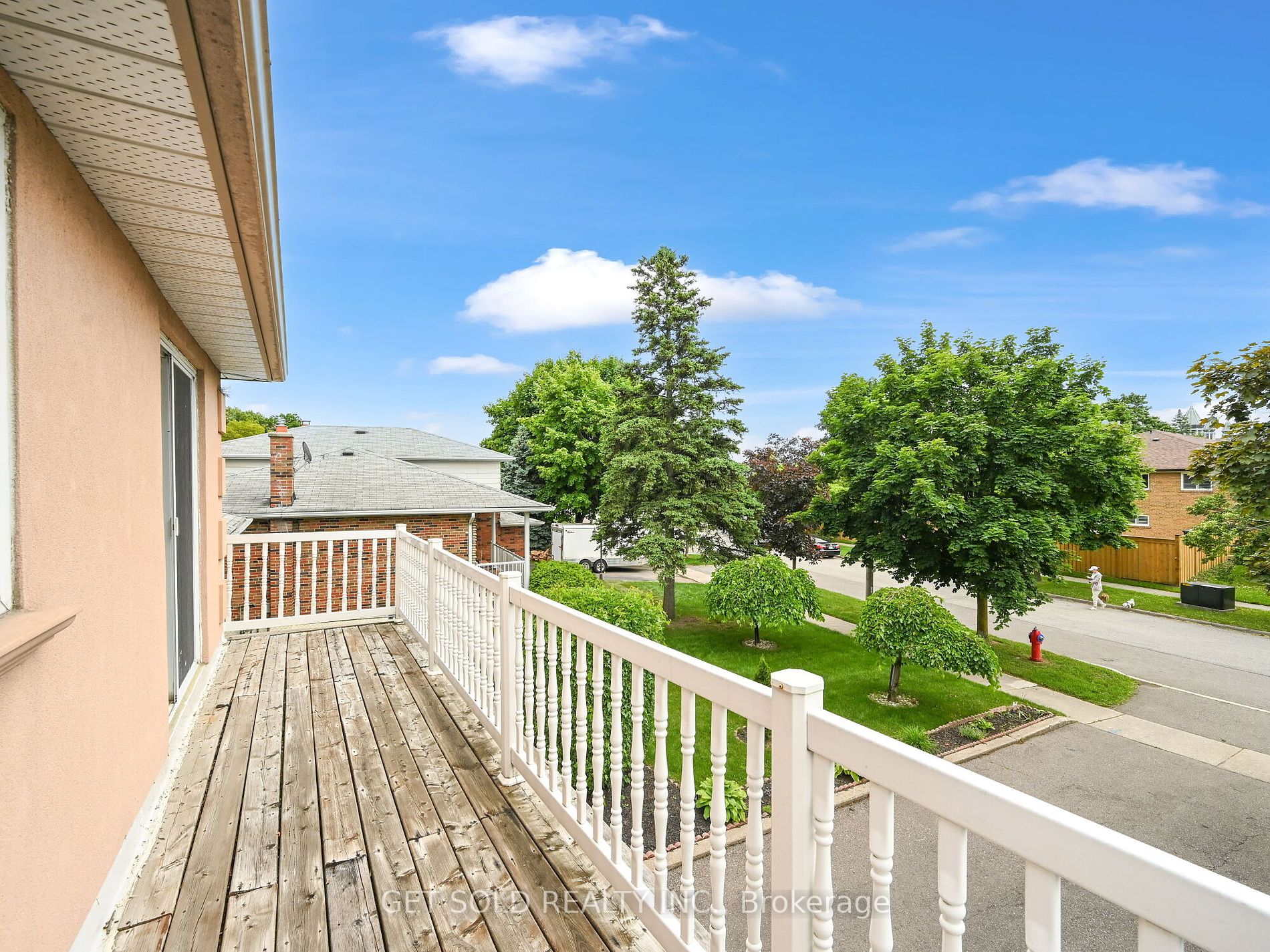 3651 Broomhill Crescent