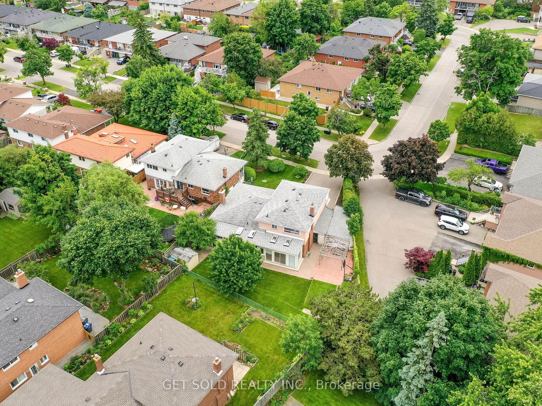 3651 Broomhill Crescent