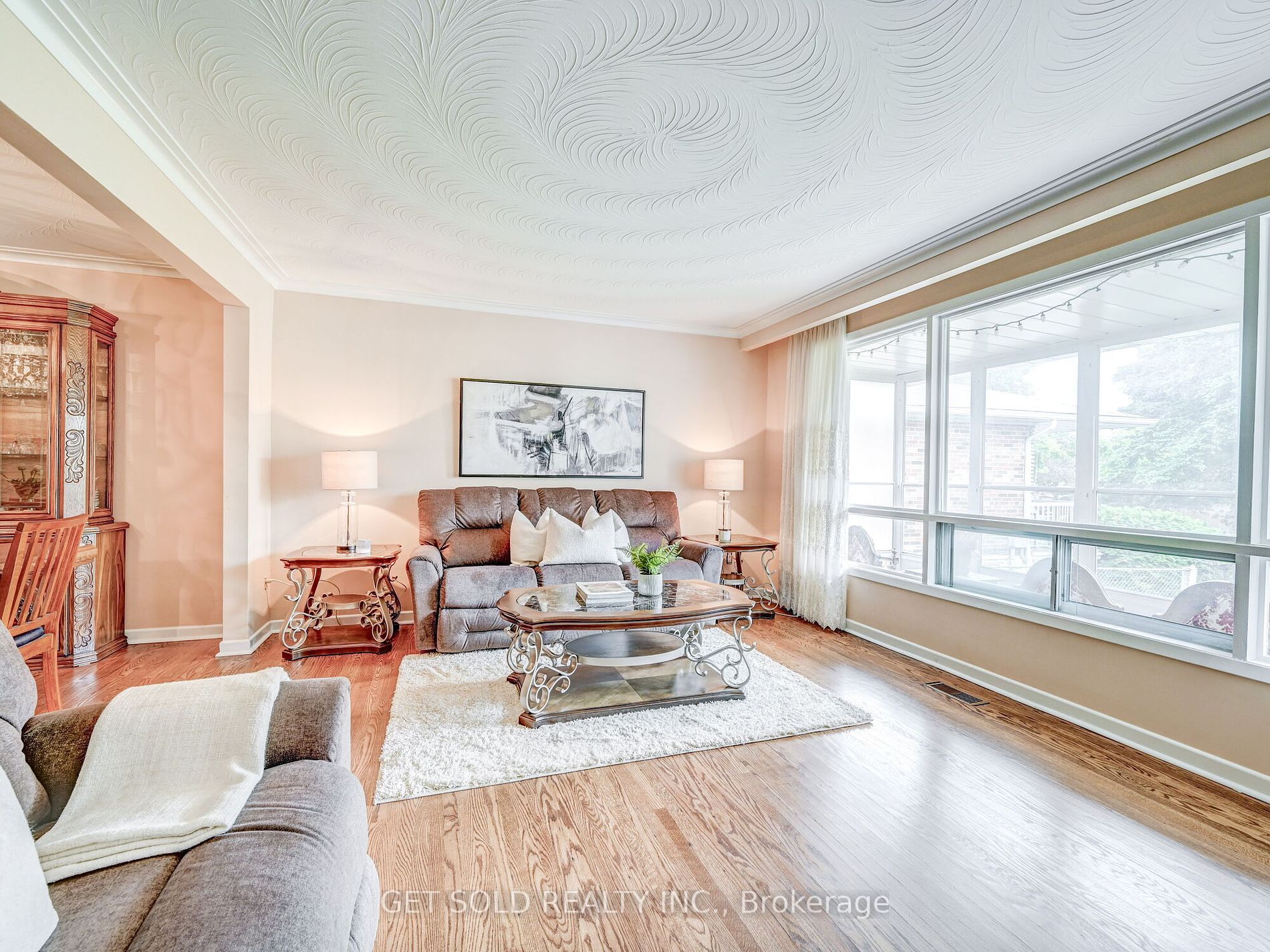3651 Broomhill Crescent