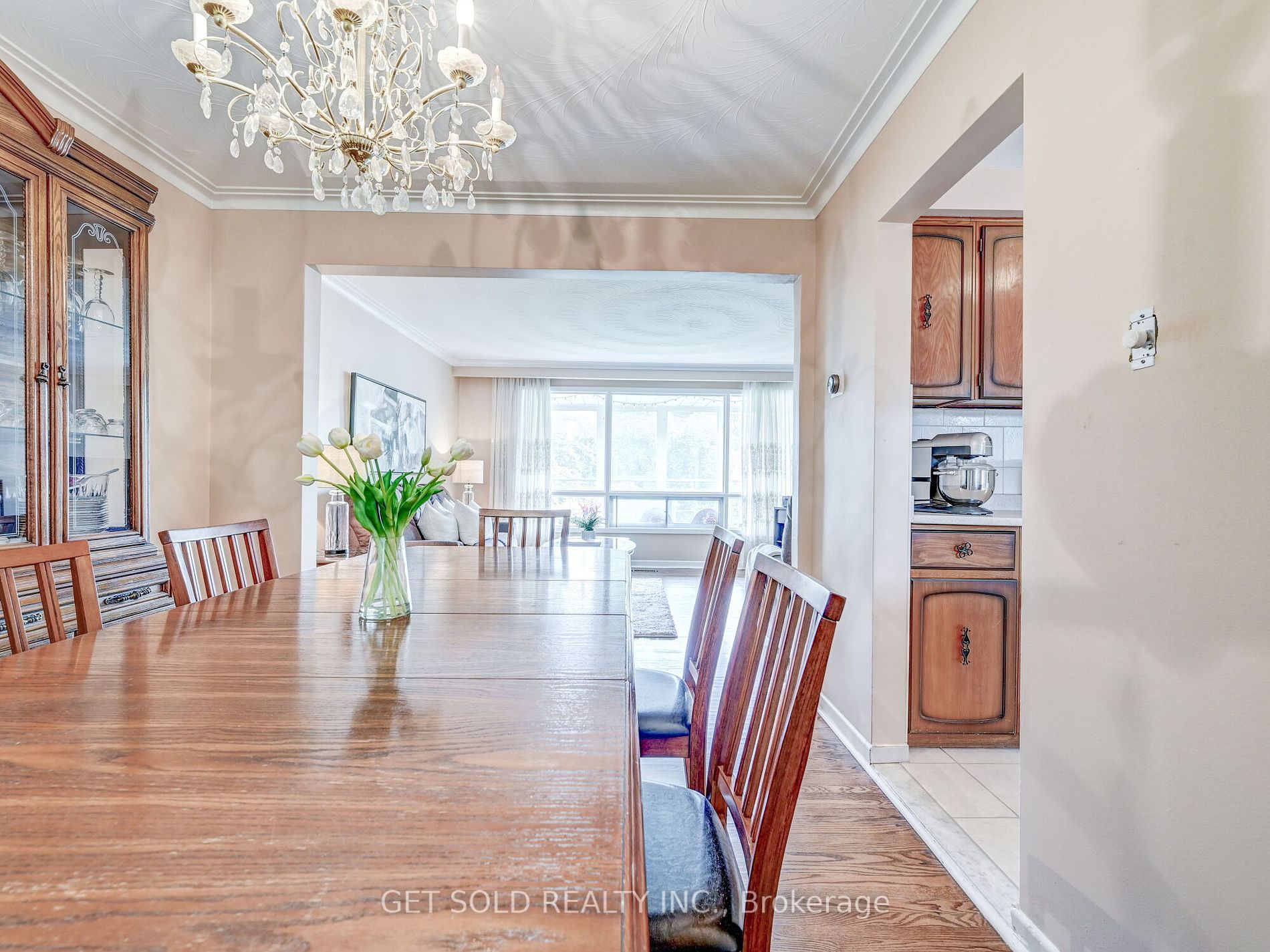 3651 Broomhill Crescent