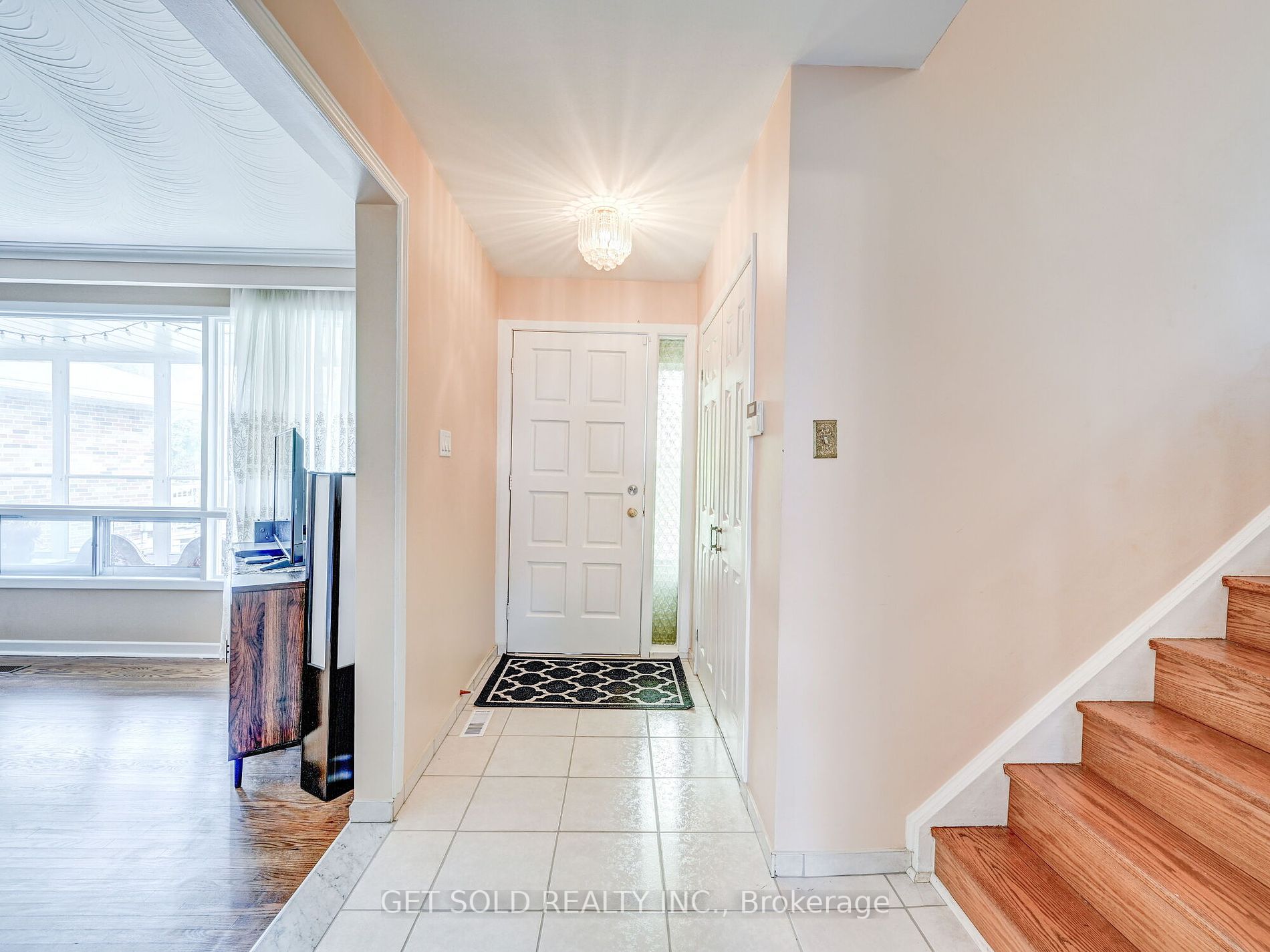 3651 Broomhill Crescent