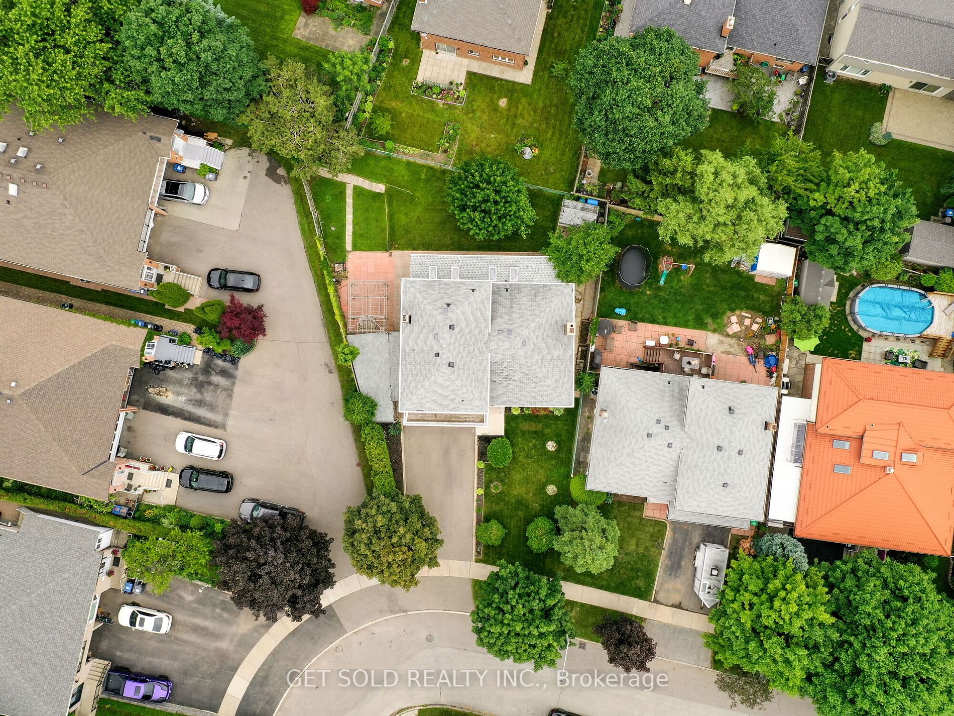 3651 Broomhill Crescent