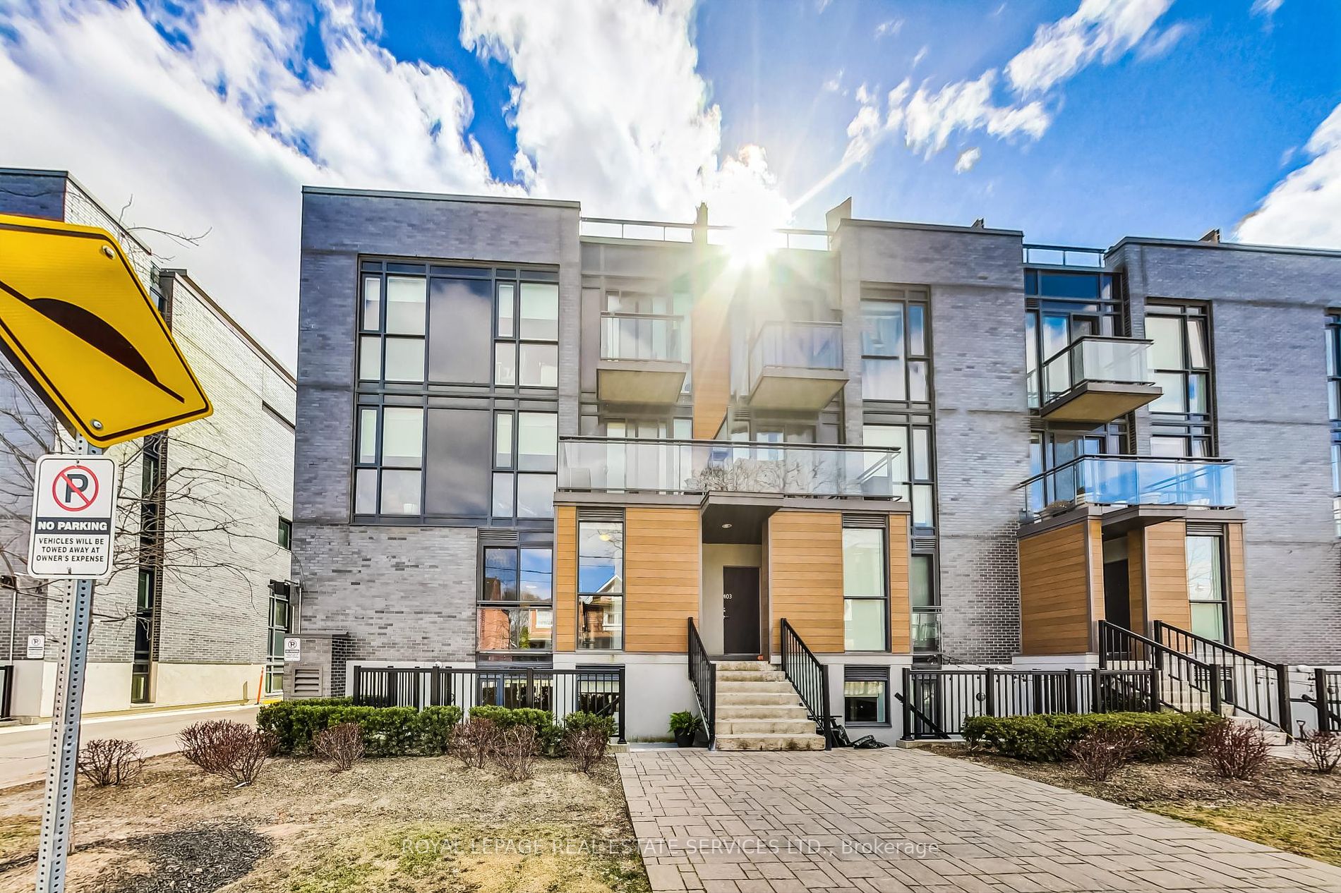 57 Macaulay Ave, #502