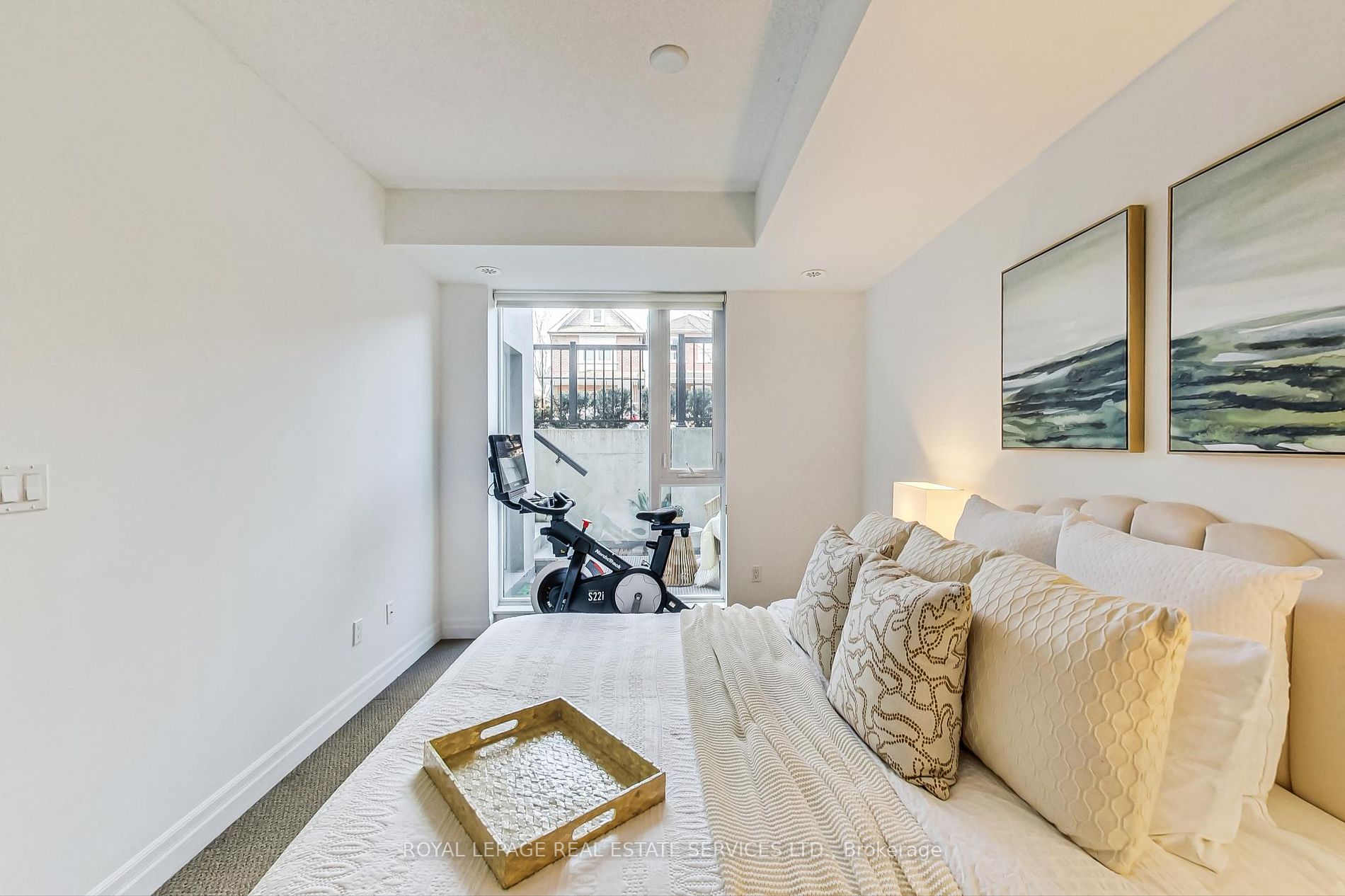 57 Macaulay Ave, #502