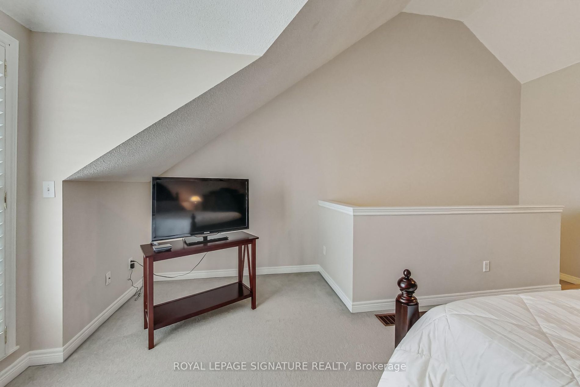 49 San Remo Terrace, #5