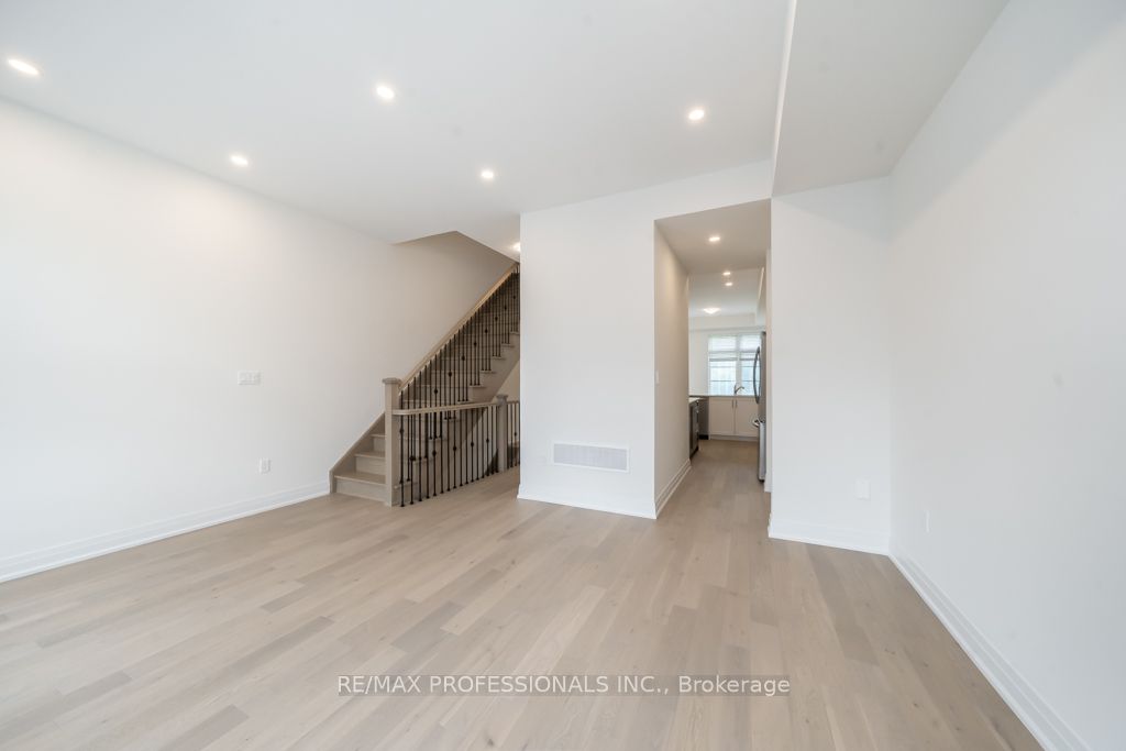 100 Salina Street