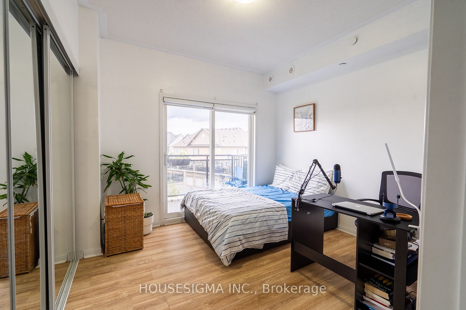 3075 Thomas St, #303