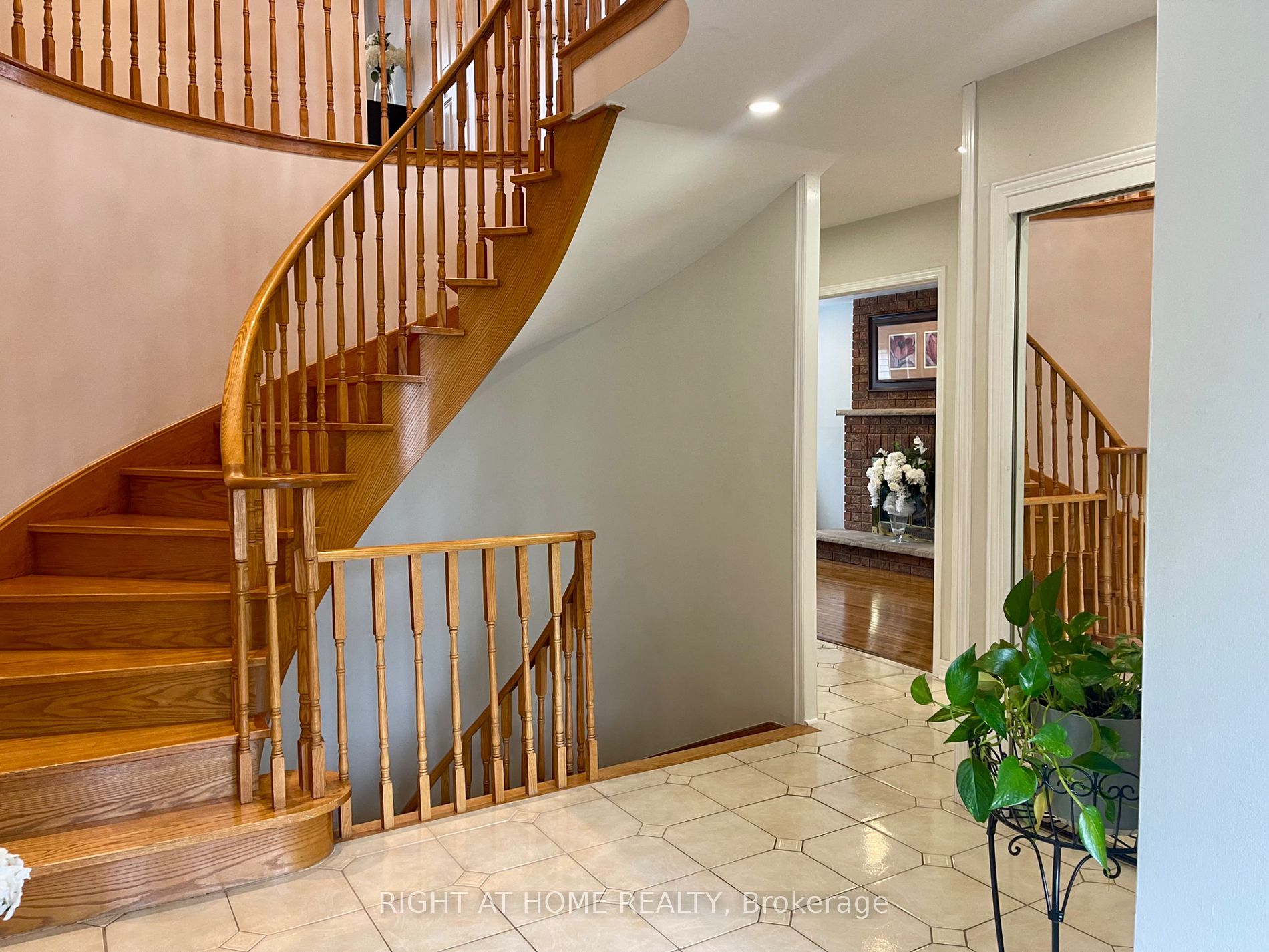 13 Major William Sharpe Dr
