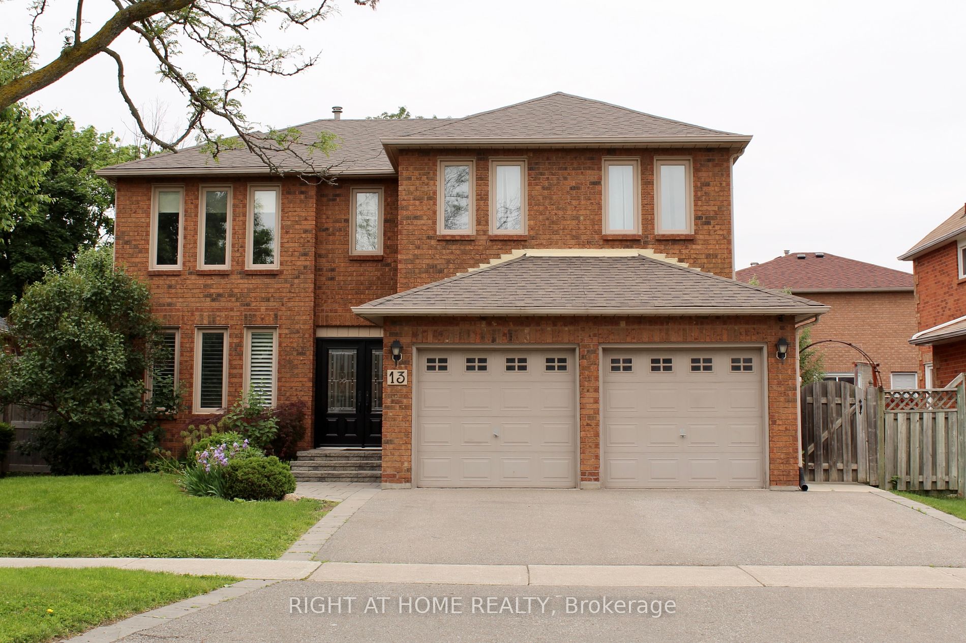 13 Major William Sharpe Dr