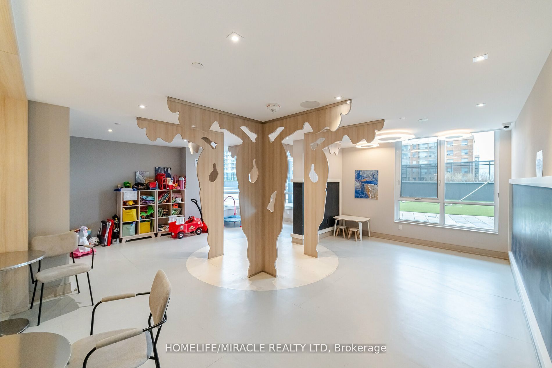 8 Nahani Way, #3020