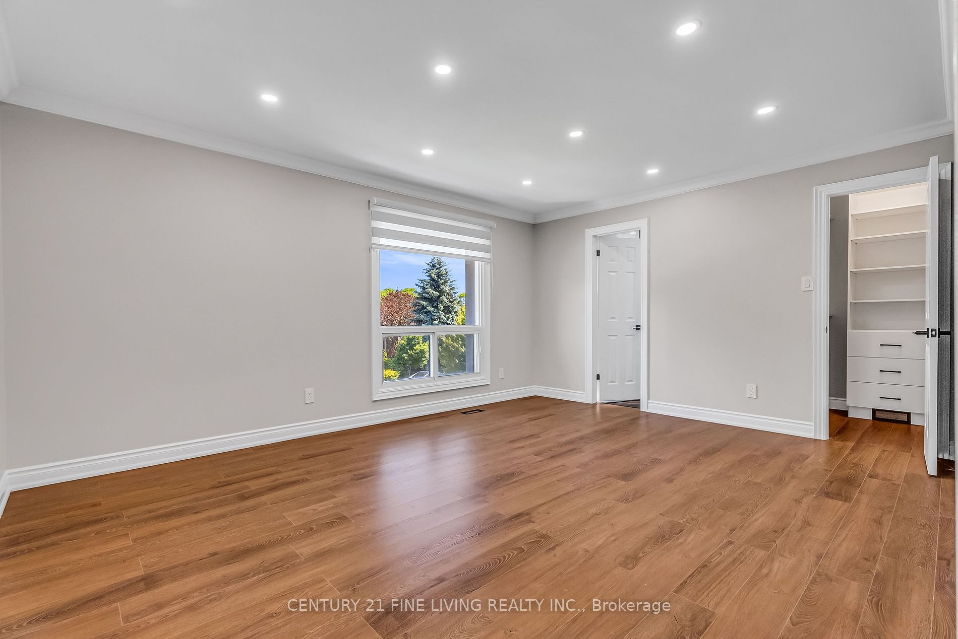 1 OLDHAM Cres