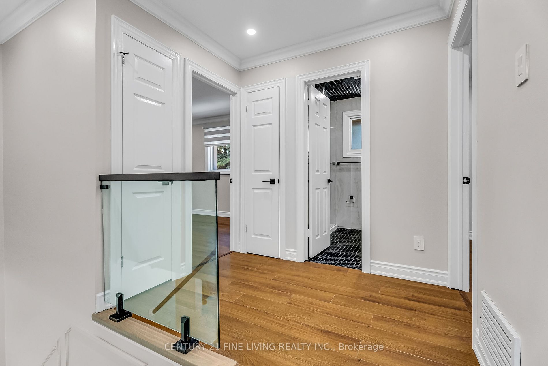 1 OLDHAM Cres