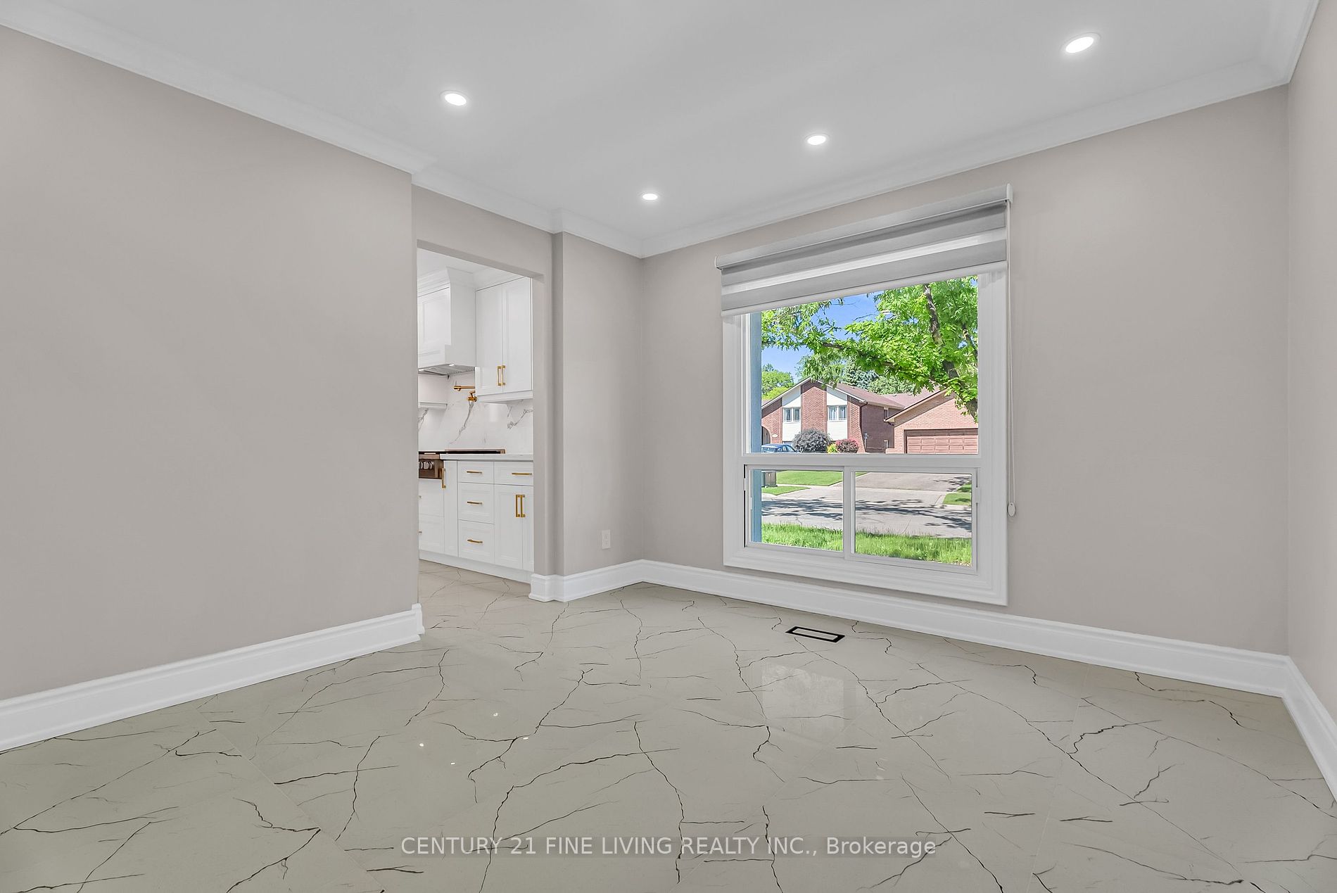 1 OLDHAM Cres