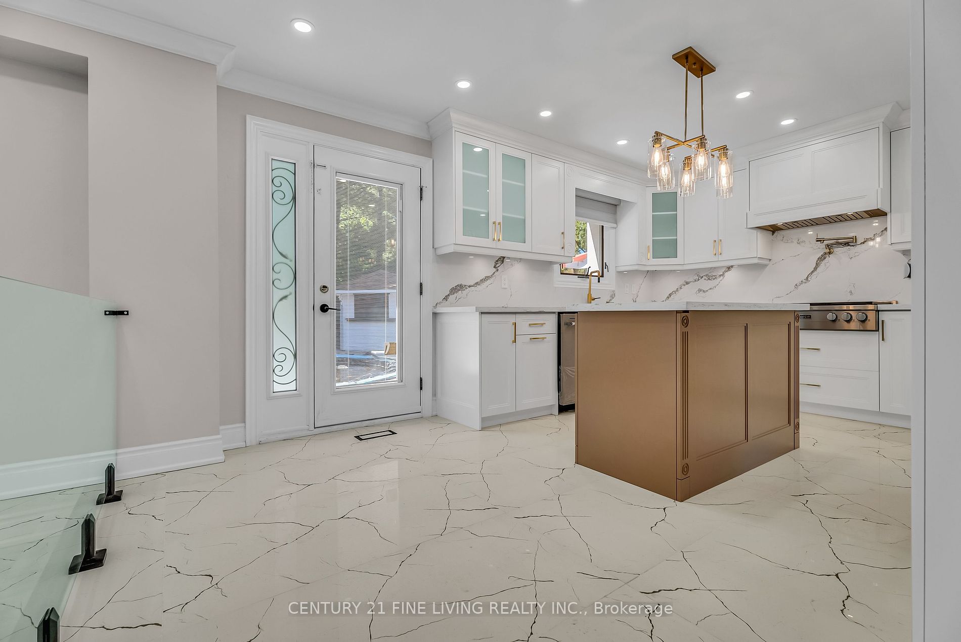 1 OLDHAM Cres