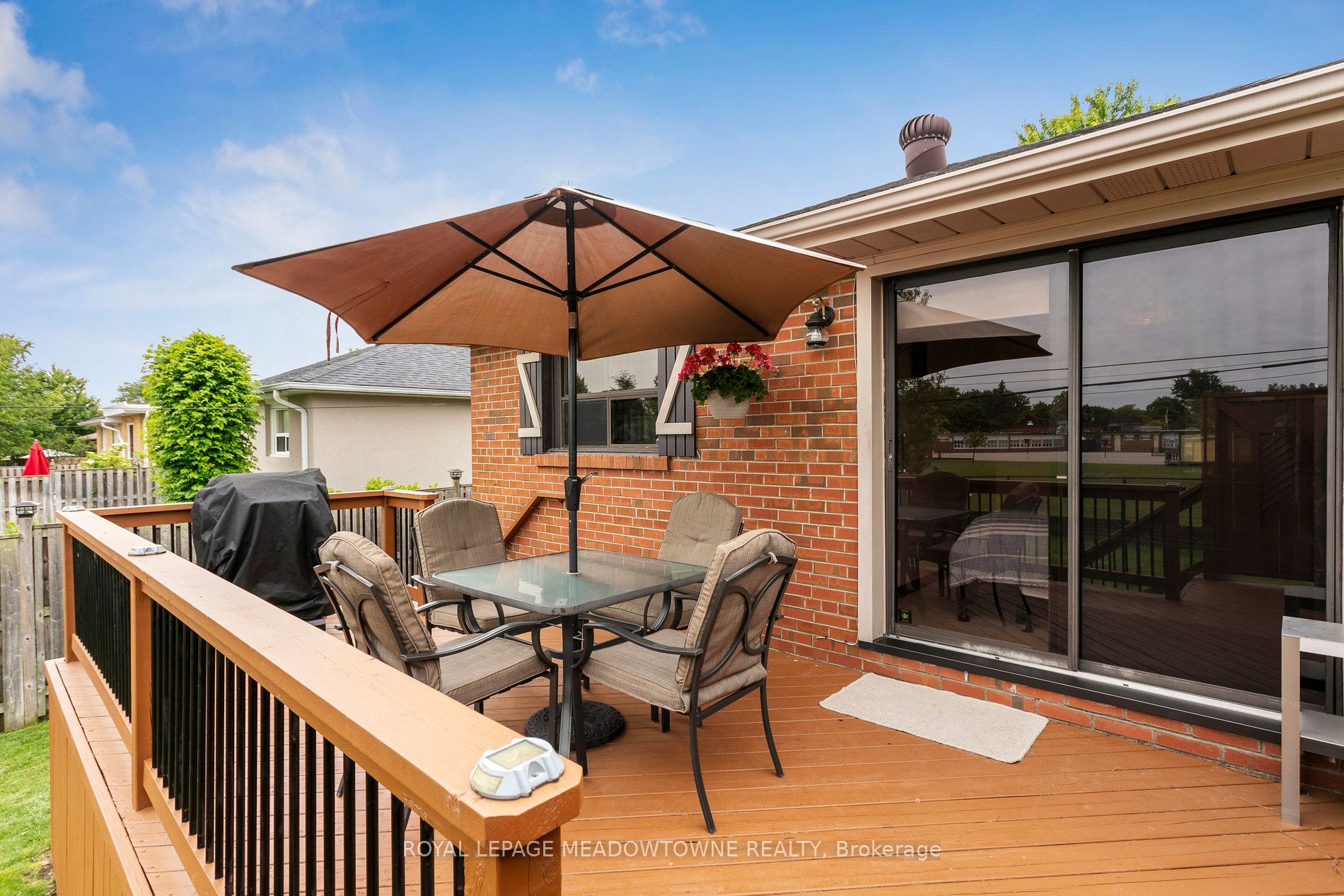 50 Swanhurst Boulevard