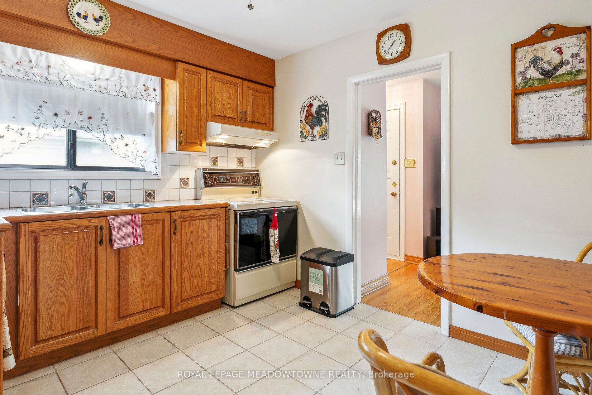 50 Swanhurst Boulevard