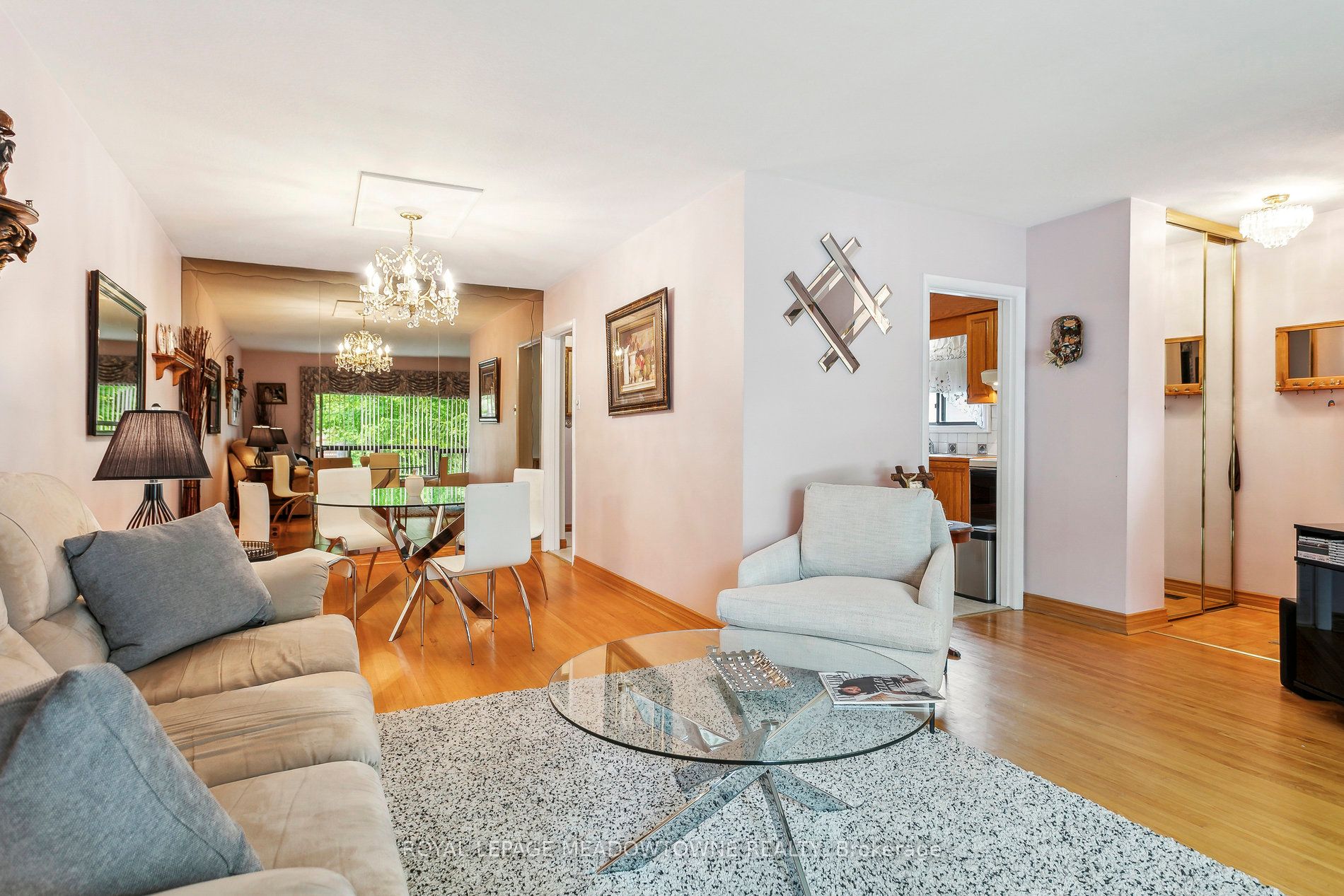50 Swanhurst Boulevard