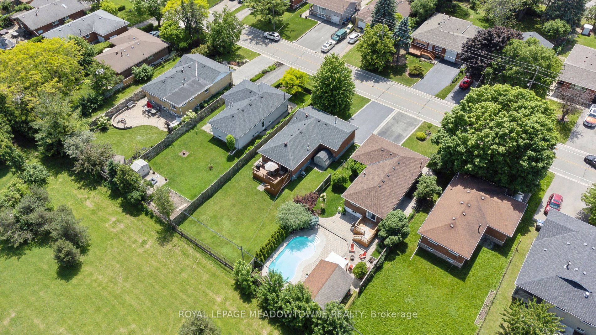 50 Swanhurst Boulevard