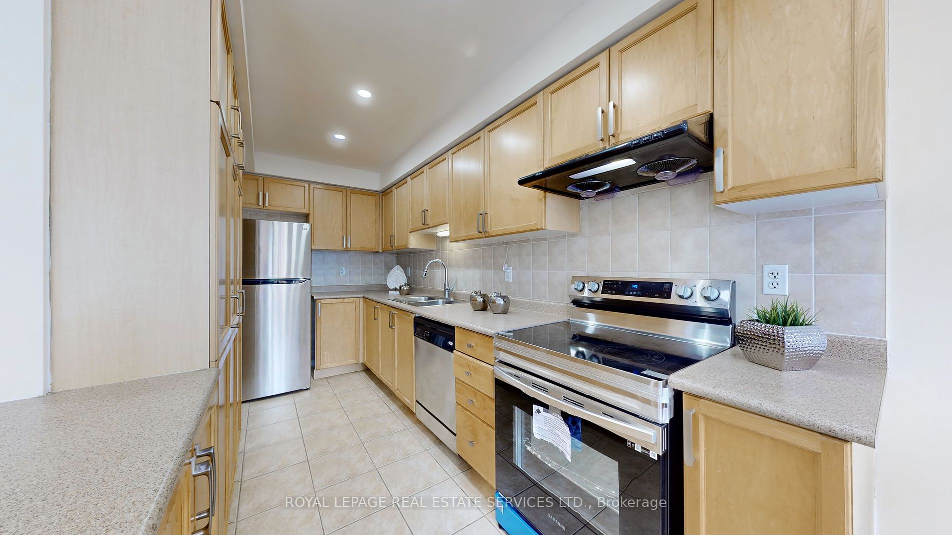 3950 Erin Centre Boulevard, #36
