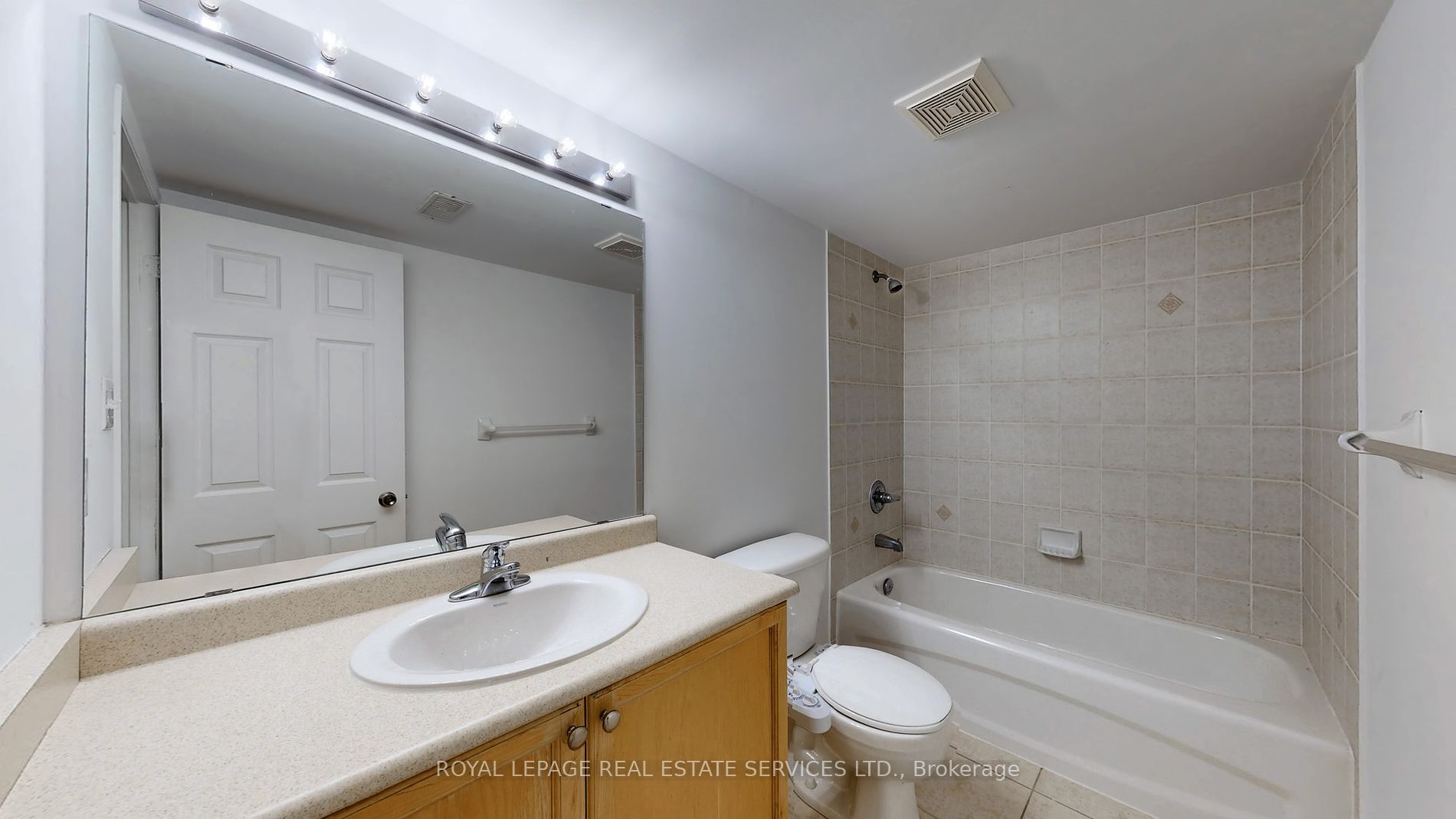 3950 Erin Centre Boulevard, #36