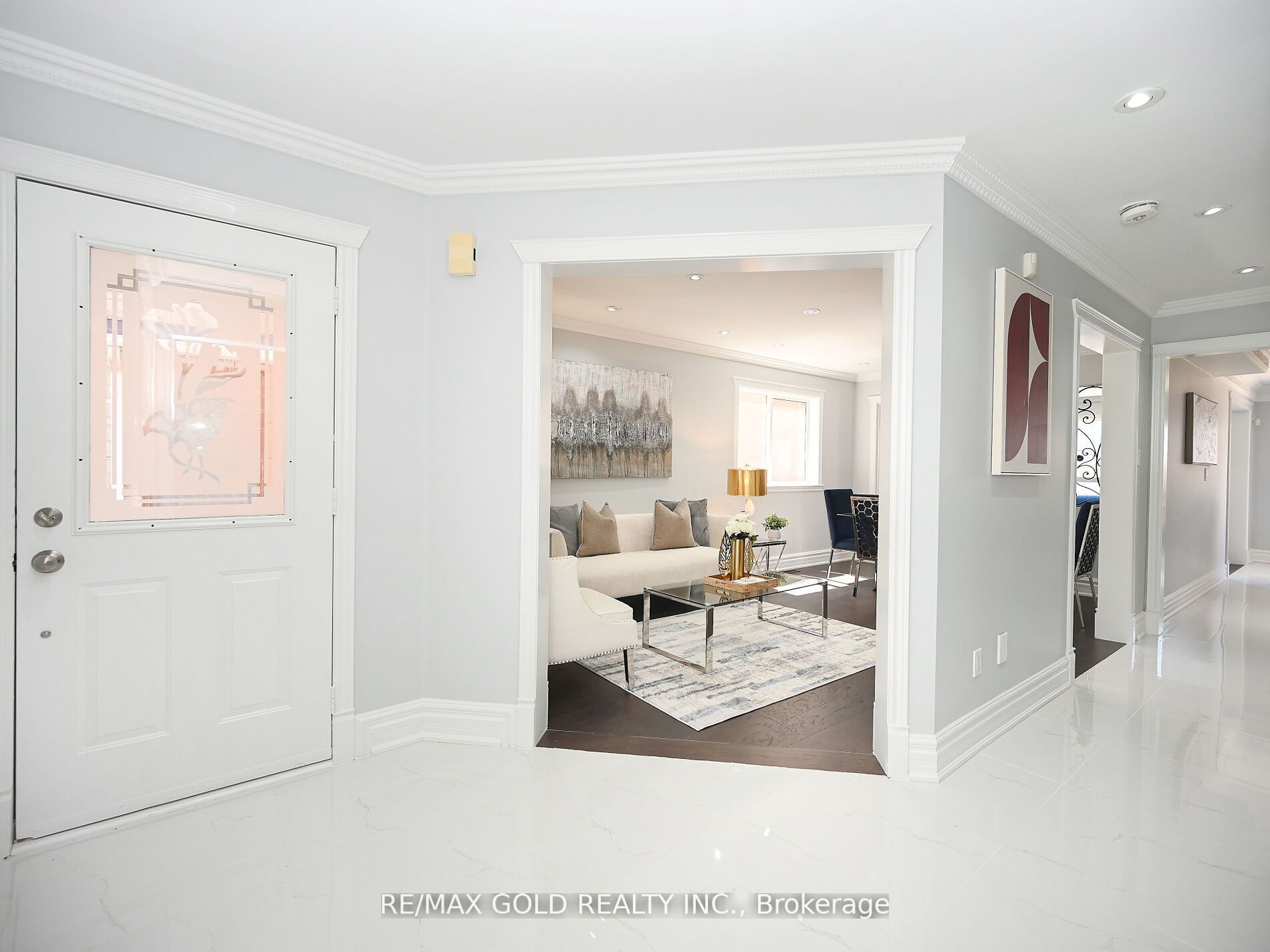6 Oatfield Road