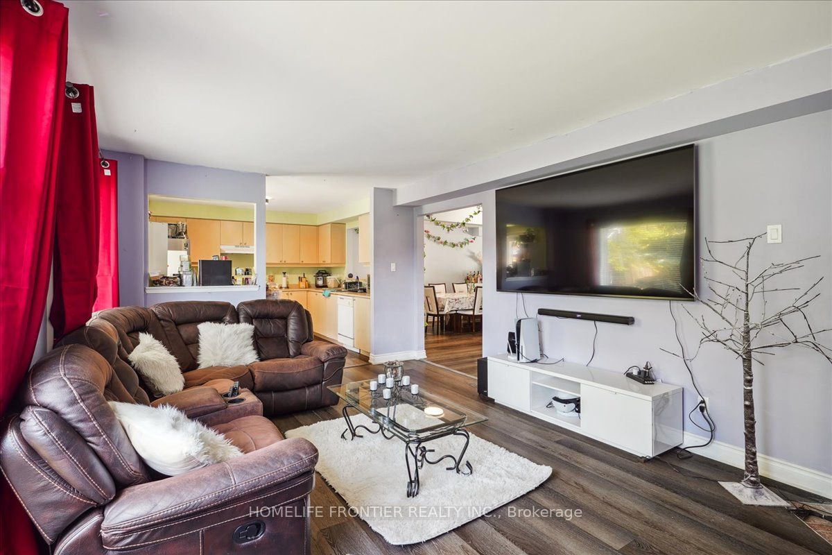 5255 Guildwood Way, #108