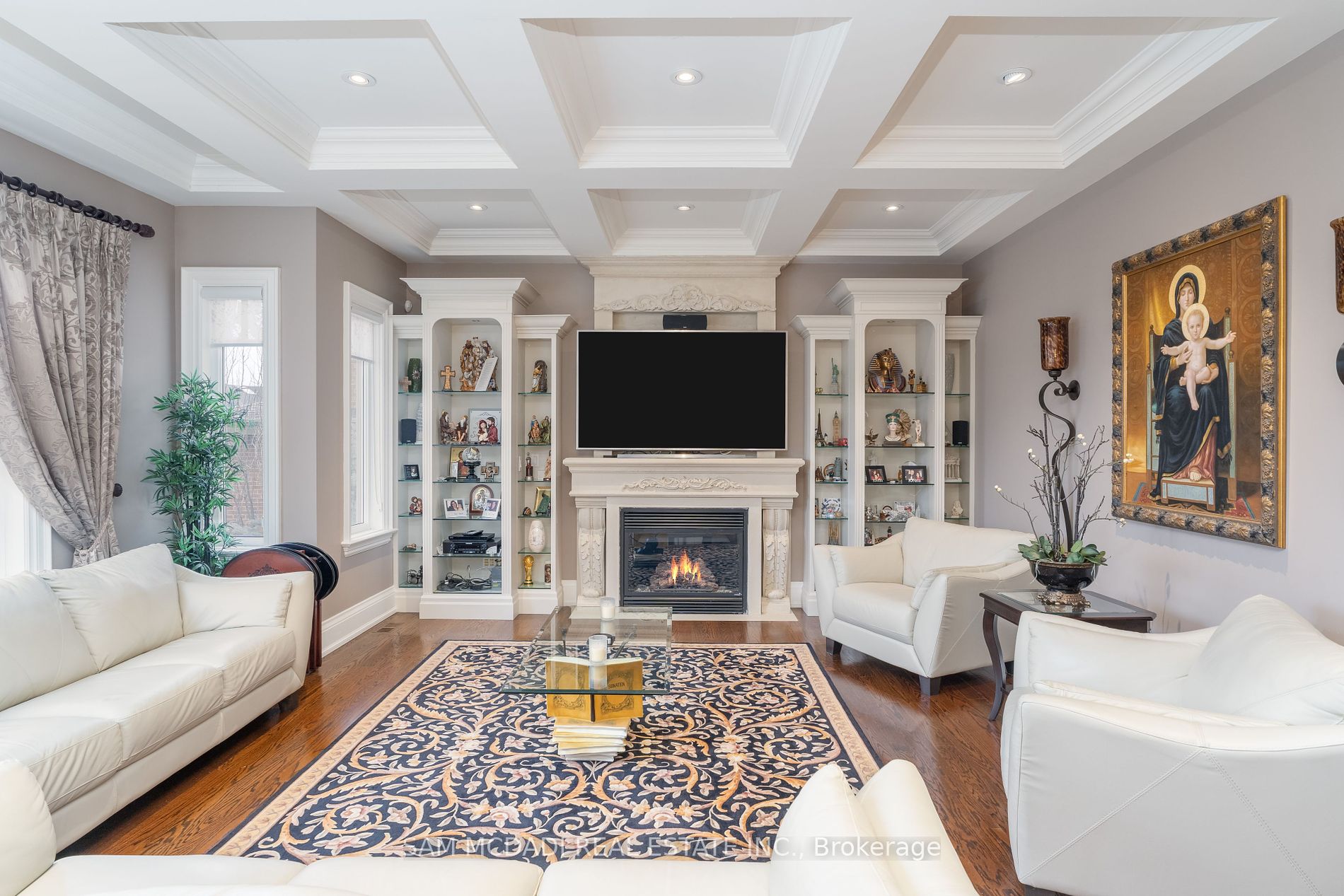 2513 Sharon Crescent