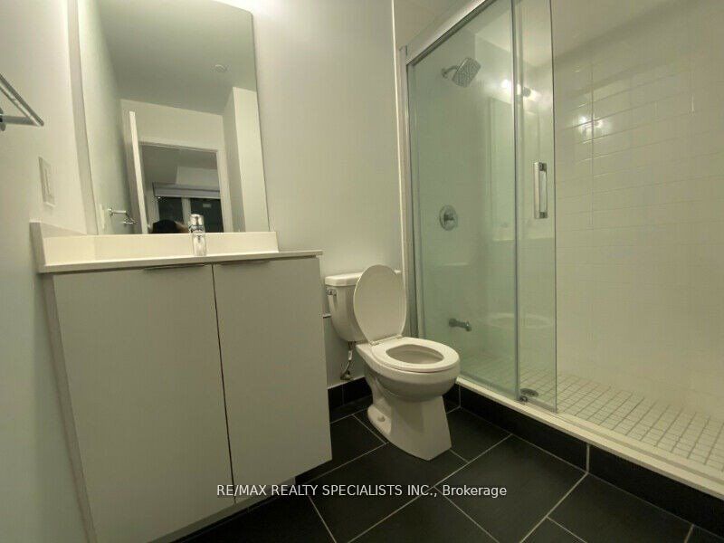 20 Shore Breeze Dr, #2304