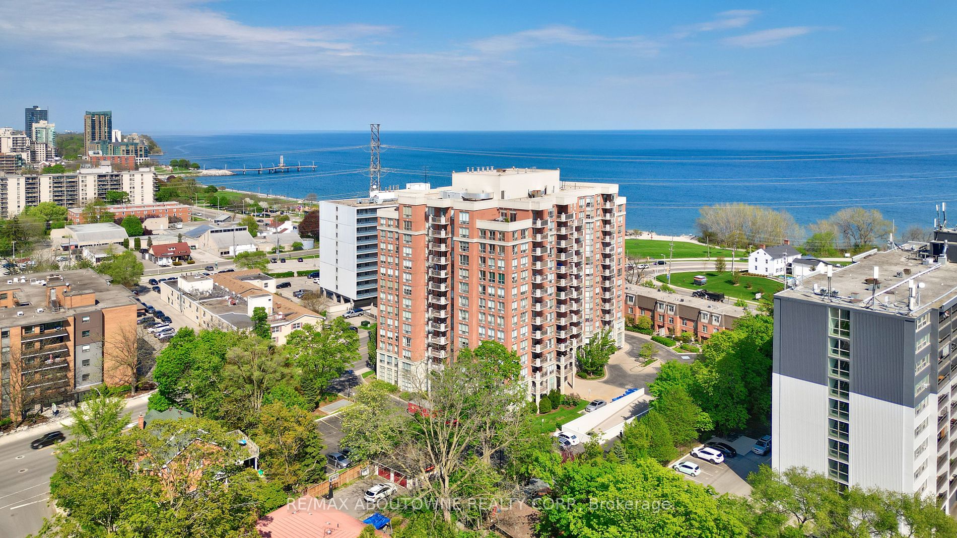442 Maple Avenue #606