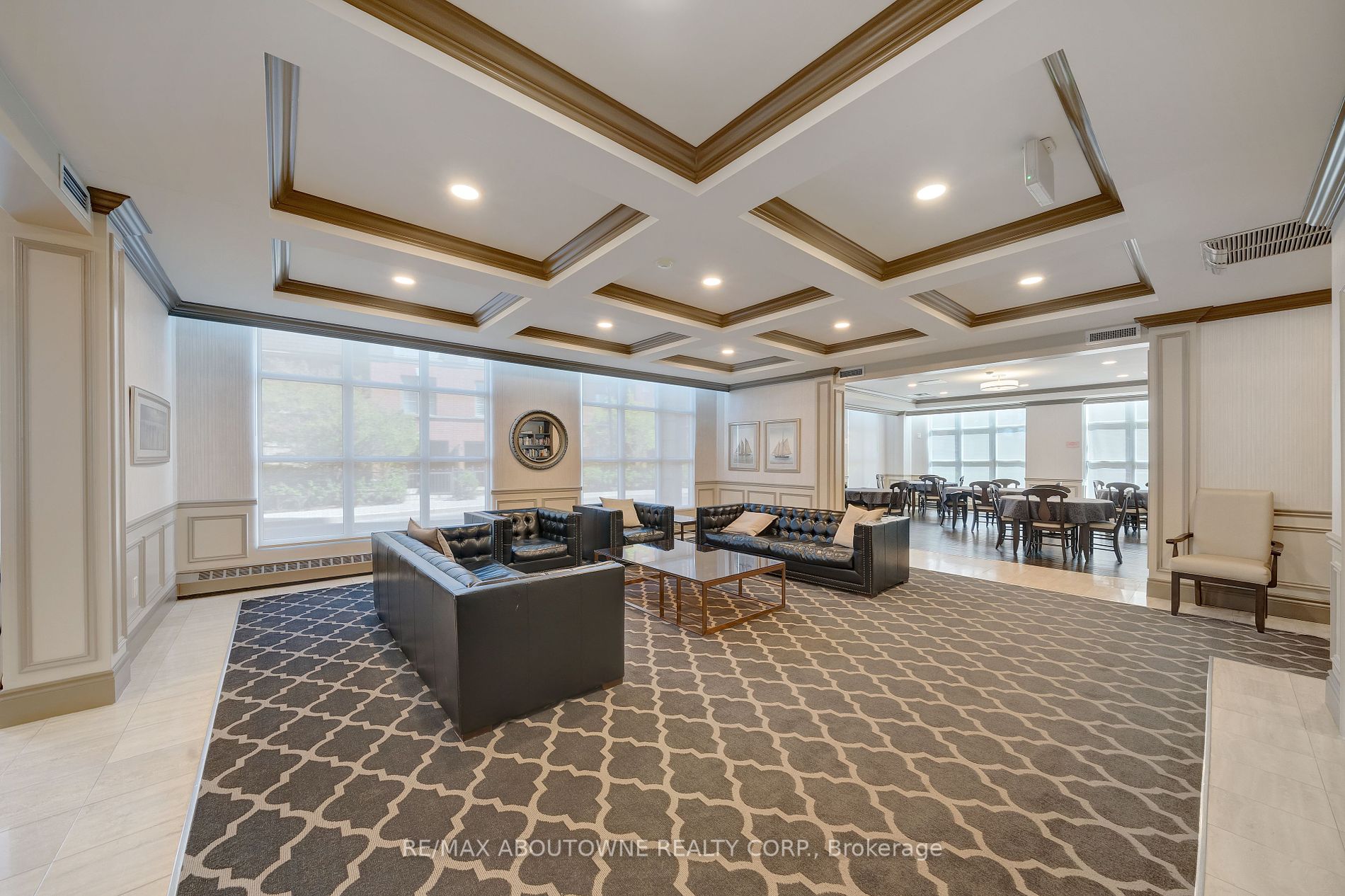 442 Maple Avenue #606
